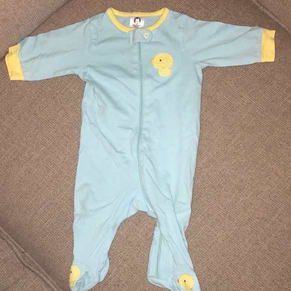 Newborn Unisex footed sleeper - Picture 3 of 3